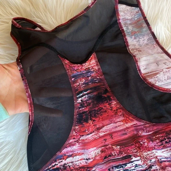 Lululemon tank top - Picture 5 of 7